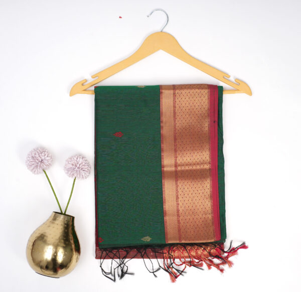 Green Maheshwari Mango Buta Silk Saree