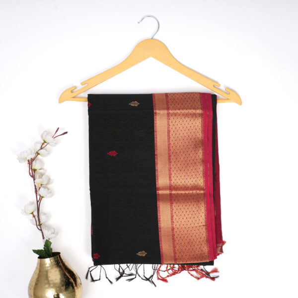 Black Maheshwari Mango Buta Silk Saree